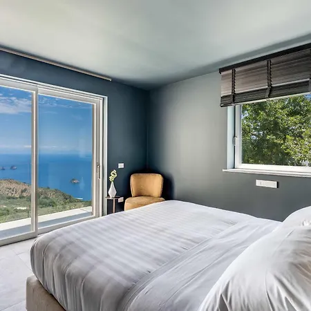 Sophie With Pool Sea Views & Concierge * Massa Lubrense