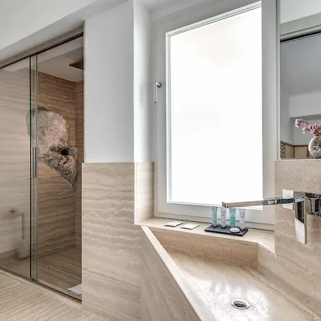 Sophie With Pool Sea Views & Concierge Villa *